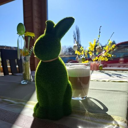 Kek Laguna Wellness Apartmanok Egerszalók Exteriér fotografie