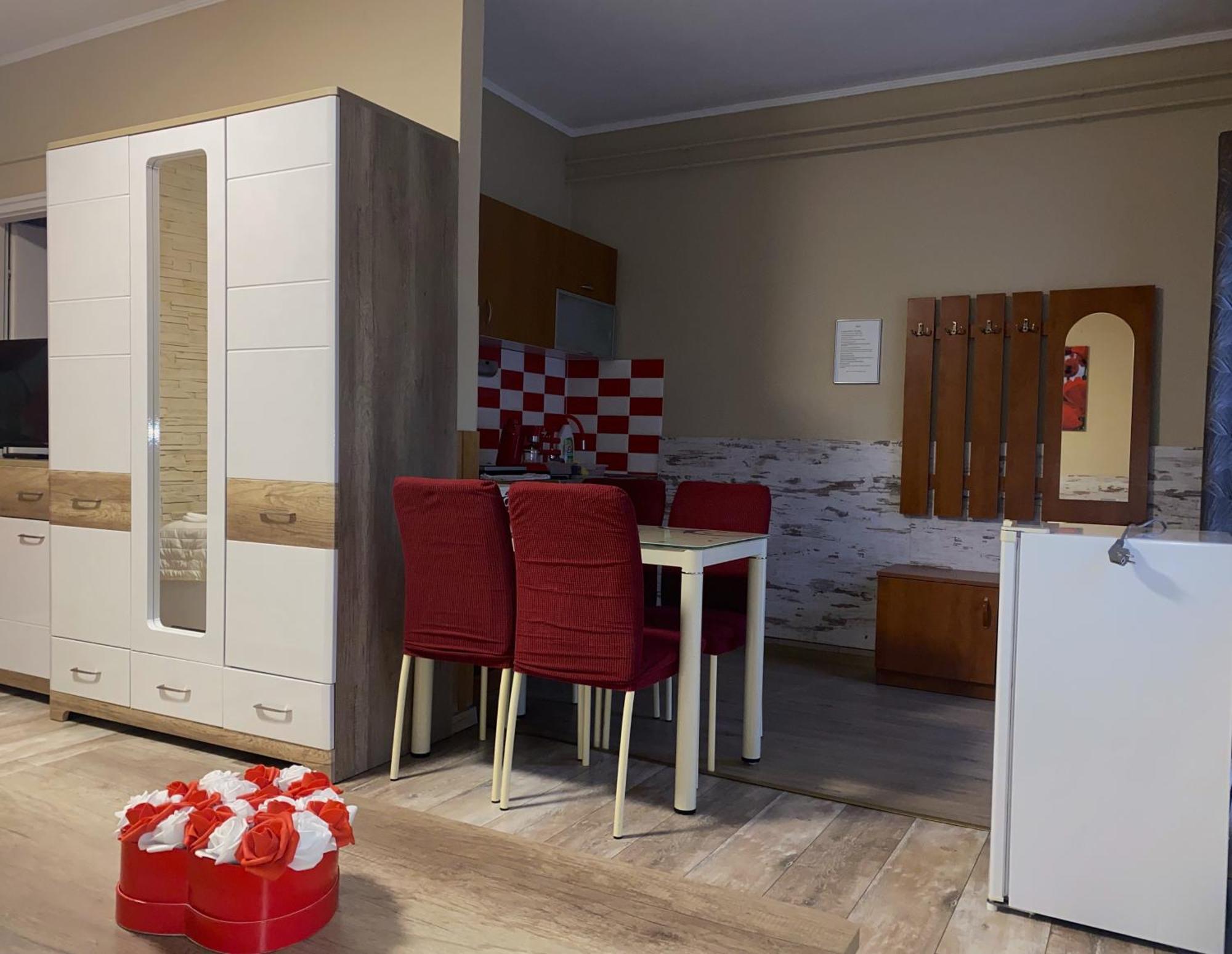 Kek Laguna Wellness Apartmanok Egerszalók Exteriér fotografie