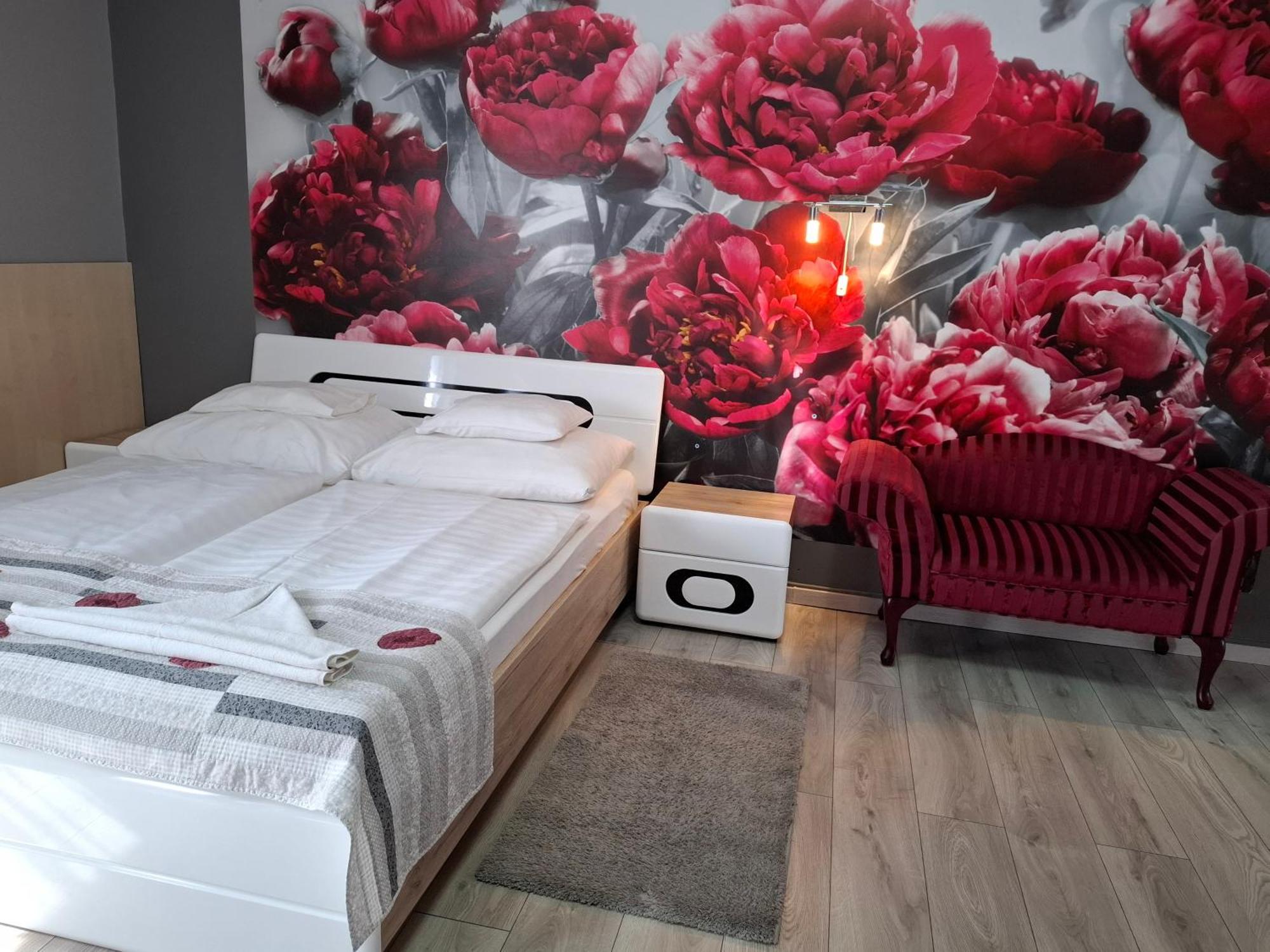 Kek Laguna Wellness Apartmanok Egerszalók Exteriér fotografie