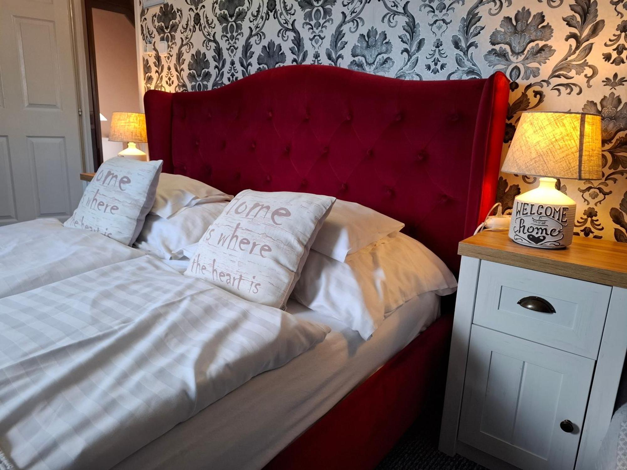 Kek Laguna Wellness Apartmanok Egerszalók Exteriér fotografie